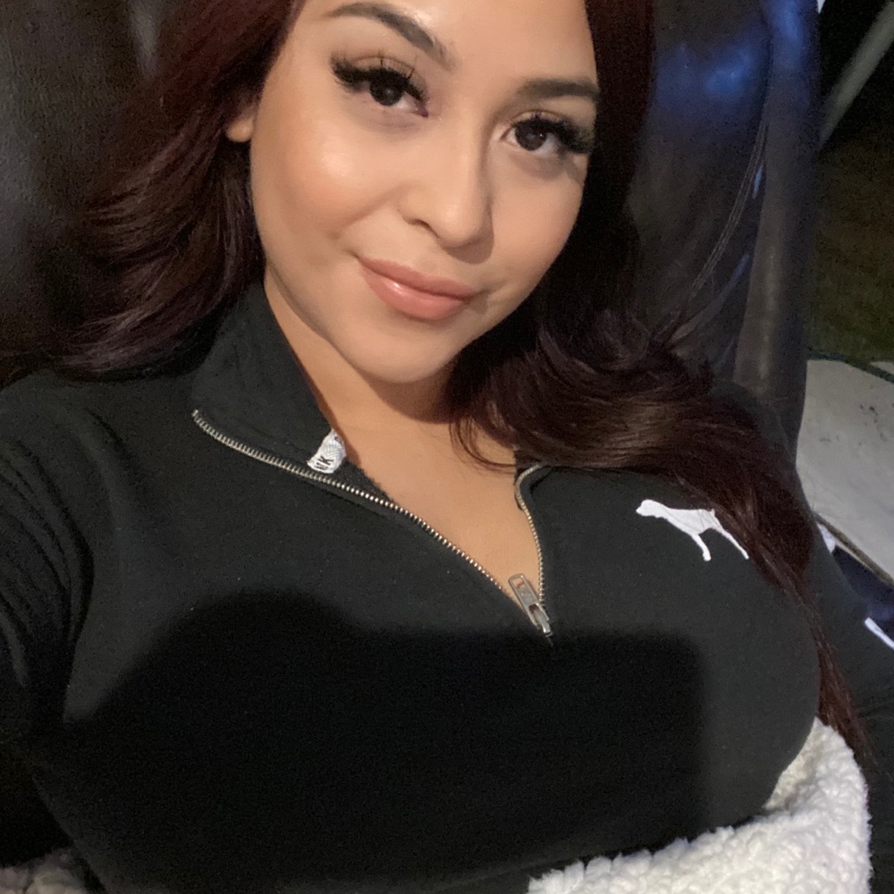 Meet your Posher, Ximena